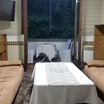 Farah * Sarajevo