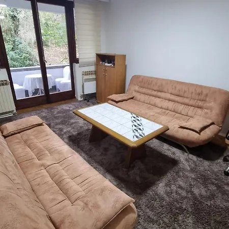 Apartman Farah Apartment *