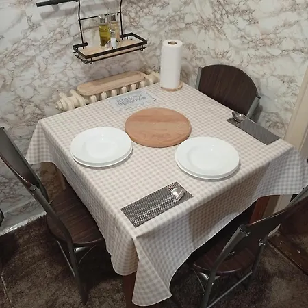 Farah Apartman *