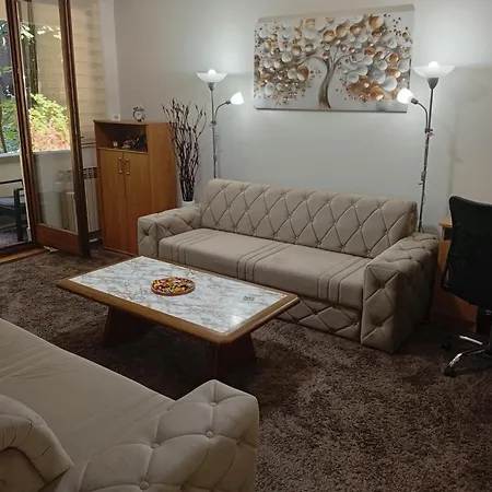 Apartman Farah *